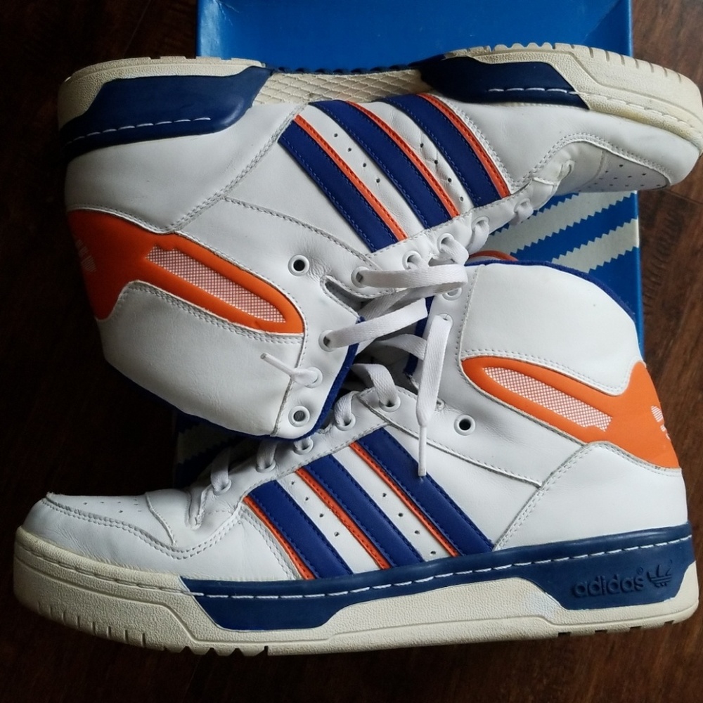 ADIDAS ATTITUDE HI - NEW YORK KNICKS